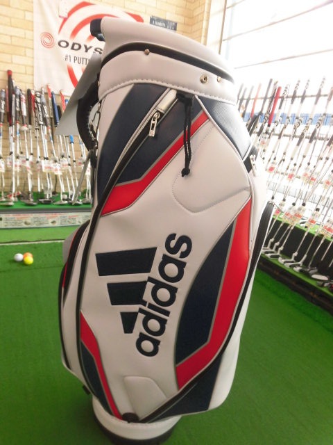 http://www.golfpartner.co.jp/949/%E3%83%A1%E3%83%B3%E3%82%BA%E3%82%A2%E3%83%87%E3%83%90%E3%83%83%E3%82%B0%E3%81%A8%E3%83%9C%E3%83%BC%E3%83%AB%E3%82%B1%E3%83%BC%E3%82%B9%20%283%29.JPG