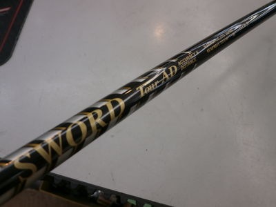 http://www.golfpartner.co.jp/949/swordsyahuto.JPG