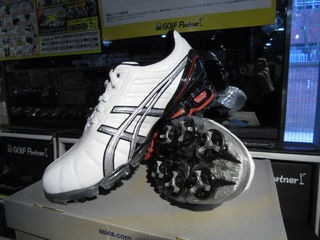 http://www.golfpartner.co.jp/954/%E3%82%A2%E3%82%B7%E3%83%83%E3%82%AF%E3%82%B9-1.JPG
