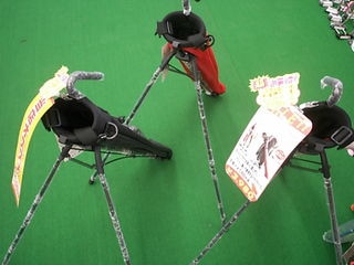 http://www.golfpartner.co.jp/956/%E3%82%B9%E3%82%BF%E3%83%B3%E3%83%891.JPG