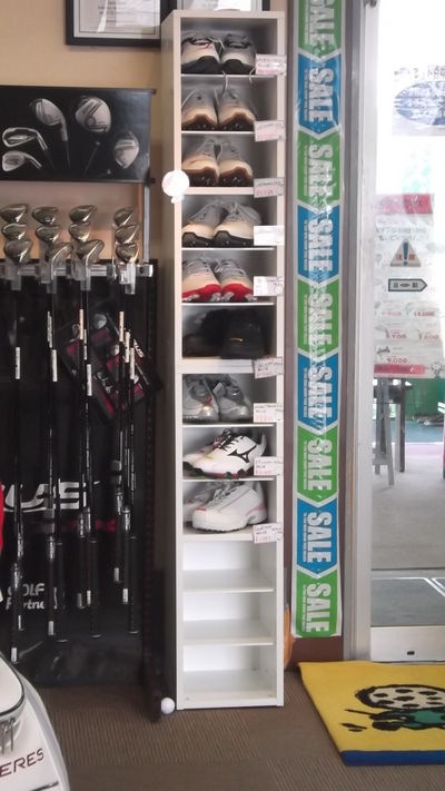 http://www.golfpartner.co.jp/974r/00%E3%82%BB%E3%83%BC%E3%83%AB%E3%82%B7%E3%83%A5%E3%83%BC%E3%82%BA1.JPG