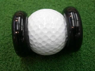 http://www.golfpartner.co.jp/978/%E3%83%91%E3%83%83%E3%83%86%E3%82%A3%E3%83%B3%E3%82%B0%E3%83%9C%E3%83%BC%E3%83%AB.JPG