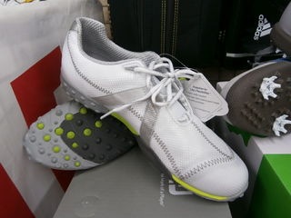 http://www.golfpartner.co.jp/978/FJ%20%E3%82%BD%E3%83%95%E3%83%88%E3%82%B9%E3%83%91%E3%82%A4%E3%82%AF.JPG