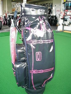 http://www.golfpartner.co.jp/983r/CW%E3%82%A2%E3%83%BC%E3%83%88%E2%91%A2.JPG