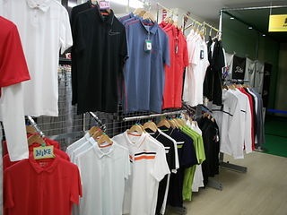 http://www.golfpartner.co.jp/989/%E3%82%A6%E3%82%A7%E3%82%A2%20001.jpg