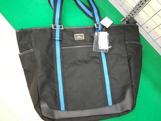 http://www.golfpartner.co.jp/989/%E3%82%A6%E3%82%A8%E3%82%A2%20004.jpg