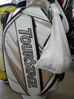 http://www.golfpartner.co.jp/989/%E3%82%AD%E3%83%A3%E3%83%87%E3%82%A3%E3%83%90%E3%83%83%E3%82%B0%20002.jpg