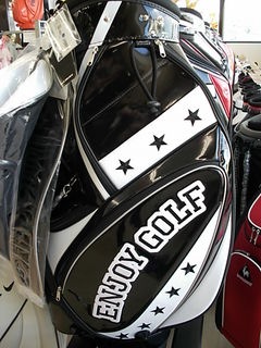 http://www.golfpartner.co.jp/989/%E3%82%AD%E3%83%A3%E3%83%87%E3%82%A3%E3%83%90%E3%83%83%E3%82%B0%20004.jpg