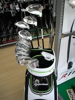 http://www.golfpartner.co.jp/989/%E3%82%AF%E3%83%A9%E3%83%96%20015.jpg