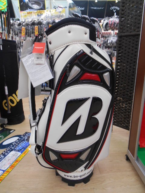 http://www.golfpartner.co.jp/990/35678568678757567.jpg