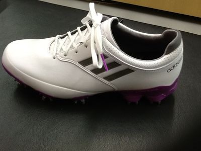 http://www.golfpartner.co.jp/997/%E3%82%A2%E3%83%87%E3%82%A3%E3%83%80%E3%82%B9%E3%82%B7%E3%83%A5%E3%83%BC%E3%82%BA%20003.jpg