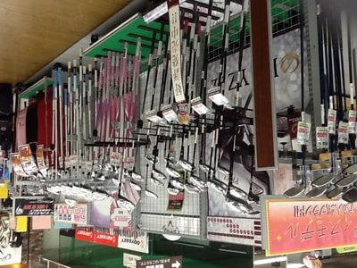 http://www.golfpartner.co.jp/997/%E3%83%AC%E3%83%87%E3%82%A3%E3%83%BC%E3%82%B9%20002.jpg