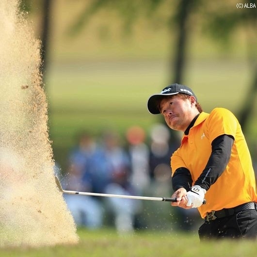 逆転優勝を狙い明日はスコアを伸ばしたい松村（撮影：米山聡明）