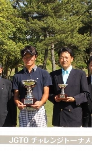 左：近藤龍一選手、右：若原志信さん