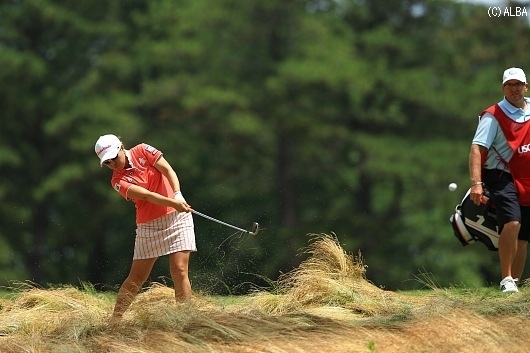 グリーン近くまで上手にもっていきました！（撮影：岩本芳弘）