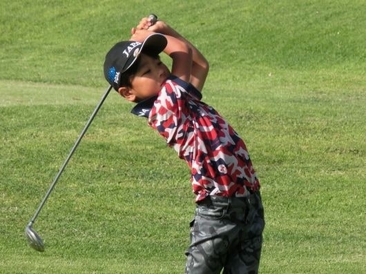 優勝まで後一歩清水蔵之助＜写真提供：国際ジュニアゴルフ育成協会＞