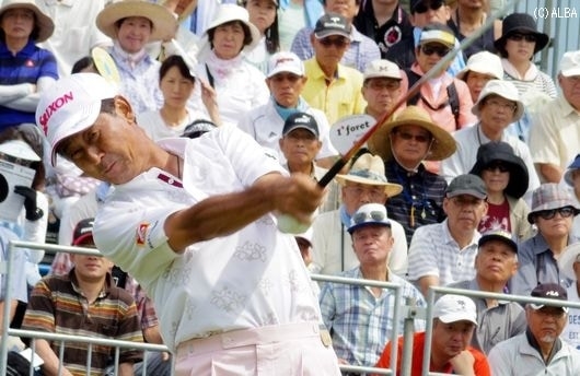 5アンダーで最終日へ！首位とは2打差、逆転優勝を狙う渡辺司（撮影：ＡＬＢＡ）