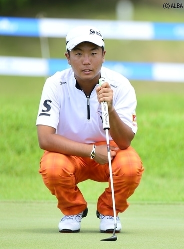 18歳と若い稲森佑貴！6バーディ1ボギーで首位タイ発進（撮影：上山敬太）