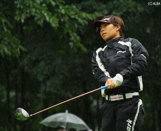 穴井詩、悲願の初優勝に好発進！（撮影：ＡＬＢＡ）