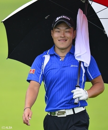 5バーディノーボギー通算9アンダー首位タイで最終日へ!悲願のツアー2勝目なるか藤本!(撮影:上山敬太)