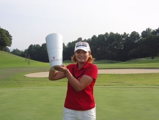 初優勝の杉本愛理（写真提供：LPGA)
