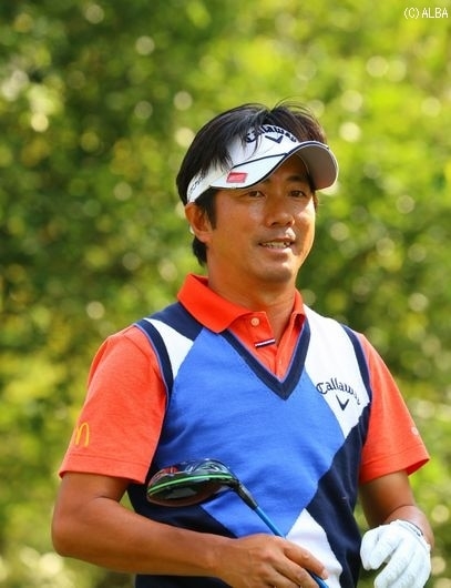 終盤で2ボギーを叩いたが優勝戦線に踏みとどまった深堀圭一郎（撮影：ＡＬＢＡ）