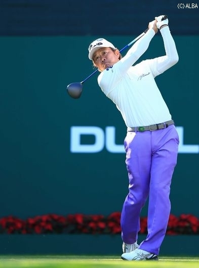 塚田、7年ぶりの大会で首位で決勝ラウンドへ（撮影：米山聡明）