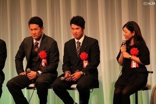 左から楽天の田中投手、松山、宮里(撮影:ALBA)