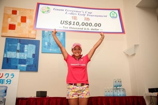 うれしいプロ初優勝の山村彩恵