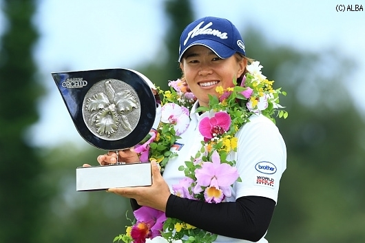 うれしいツアー2勝目を挙げたO・サタヤ（撮影：岩本芳弘）