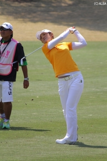 渡邉彩香、2勝目に向け好スタート！（撮影：ＡＬＢＡ）