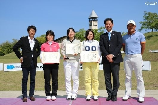 写真右から宮里優作、井上透IJGA理事長、小倉ひまわり、蛭田みな美、畑岡奈紗、神田有宏PGM代表取締役社長（撮影：ＡＬＢＡ）