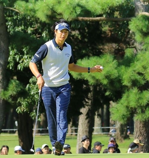 石川遼、1つ伸ばしバックナインへ（撮影：ＡＬＢＡ）