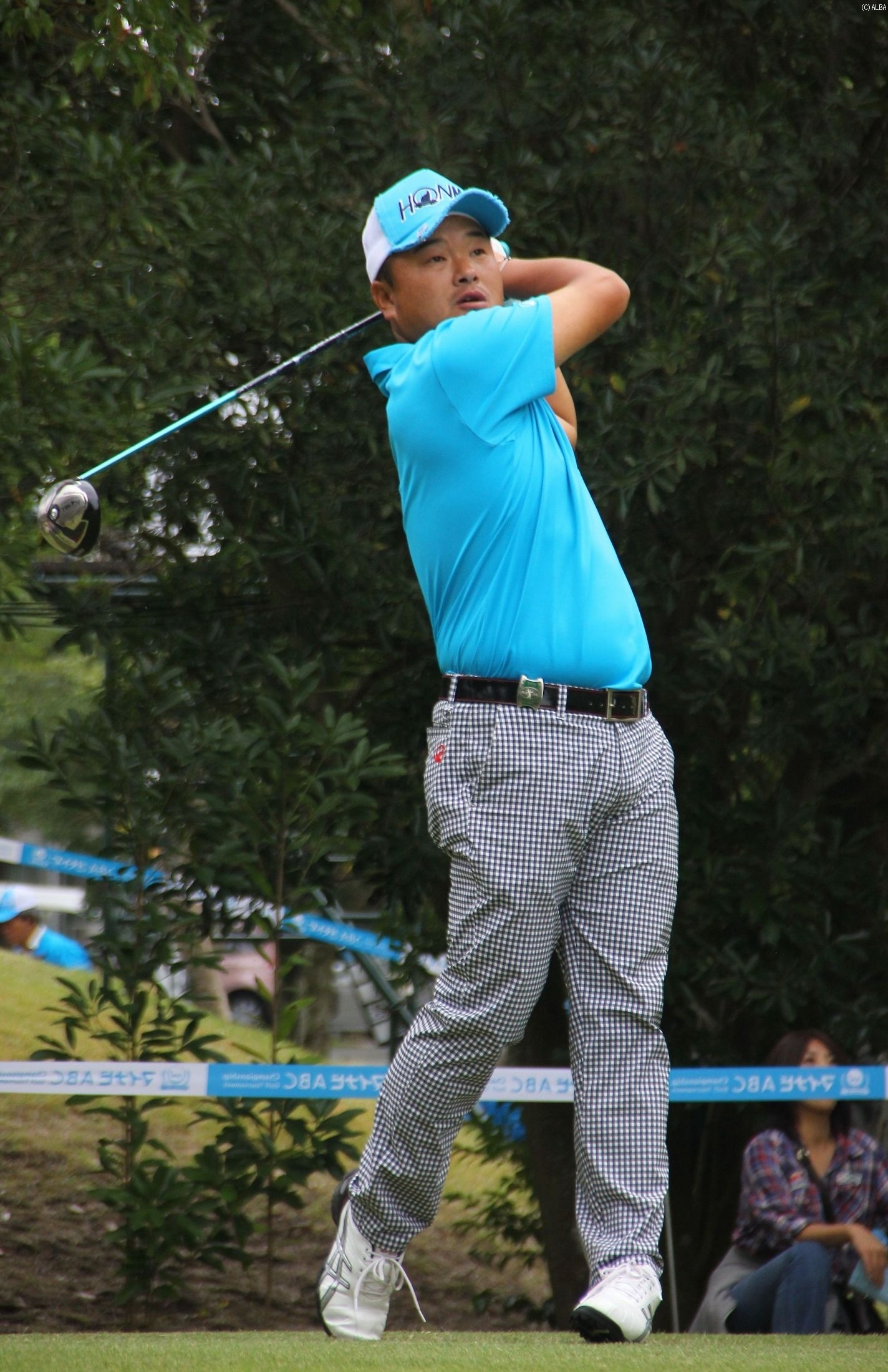 小田孔明、2種連続Vも見えた!(撮影:ALBA)
