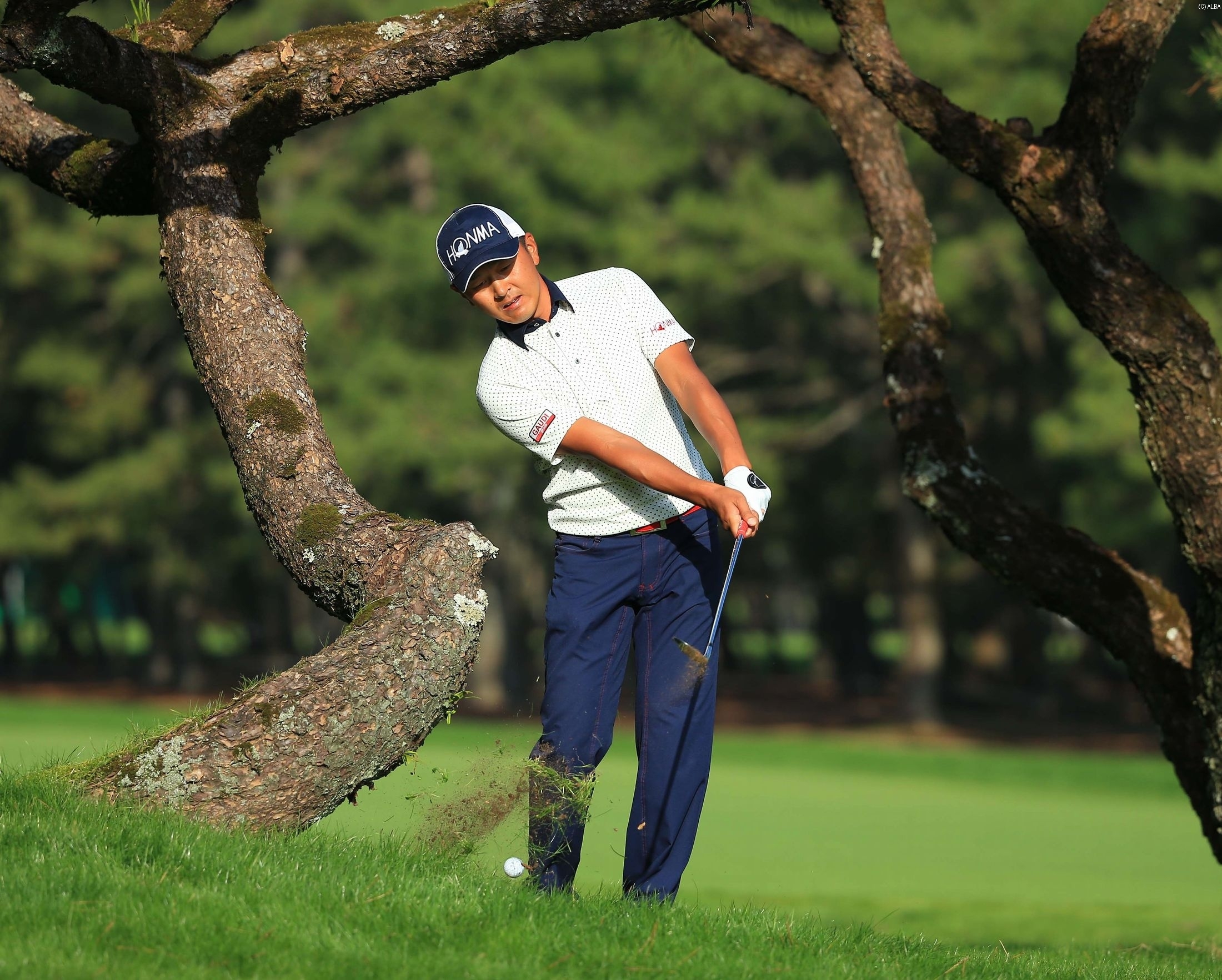 プレーオフで突如、乱れた岩田寛（撮影：米山聡明）