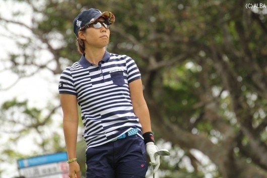 初優勝を狙う穴井詩、逃げ切れるか！？（撮影：ＡＬＢＡ）