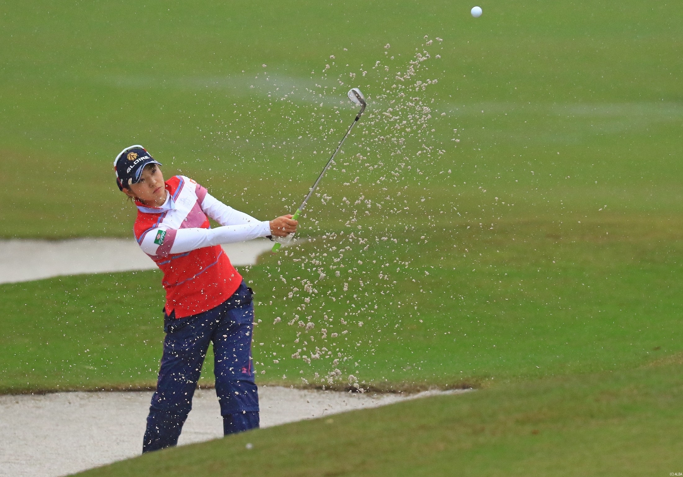 斉藤、荒天の中落ち着いてプレーし2位タイに浮上（撮影：岩本芳弘）