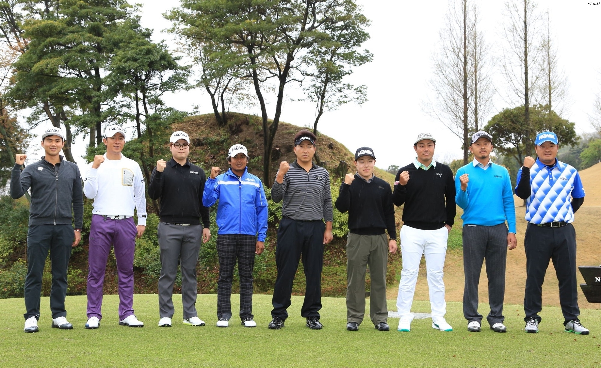 フォトセッションにのぞんだTEAM HONMAの9選手（撮影：前田俊二）