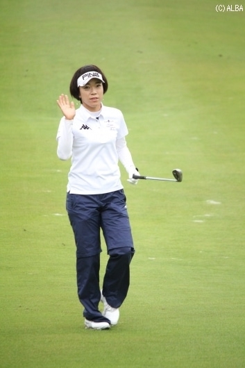 前半で3つ伸ばした大山志保が首位浮上！（撮影：ＡＬＢＡ）