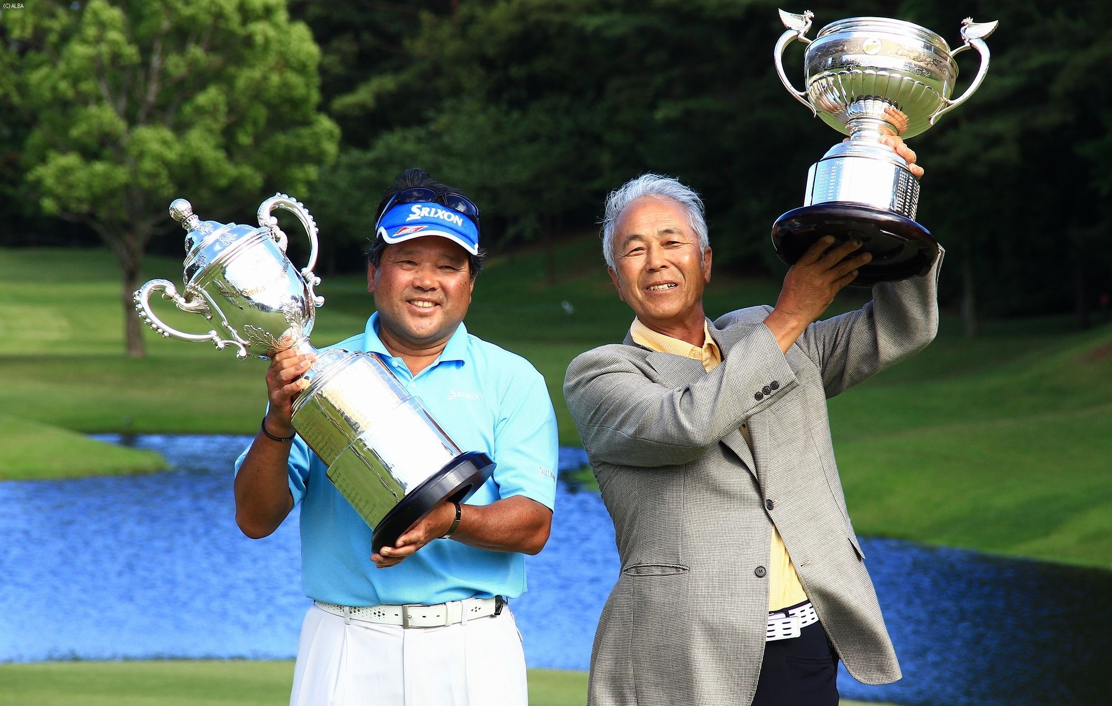 グランドの部優勝 重信秀人（左）ゴールドの部優勝 佐藤正一（右）（撮影：ＡＬＢＡ）