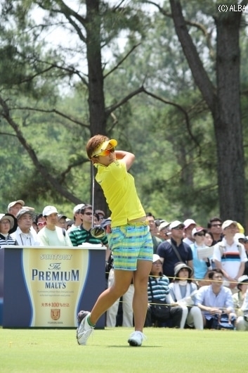 2位に4打差をつけた成田、今季2勝目に王手！（撮影：ＡＬＢＡ）