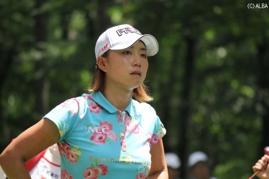 2位に4打差をつけて後半へ入った原江里菜（撮影：ＡＬＢＡ）