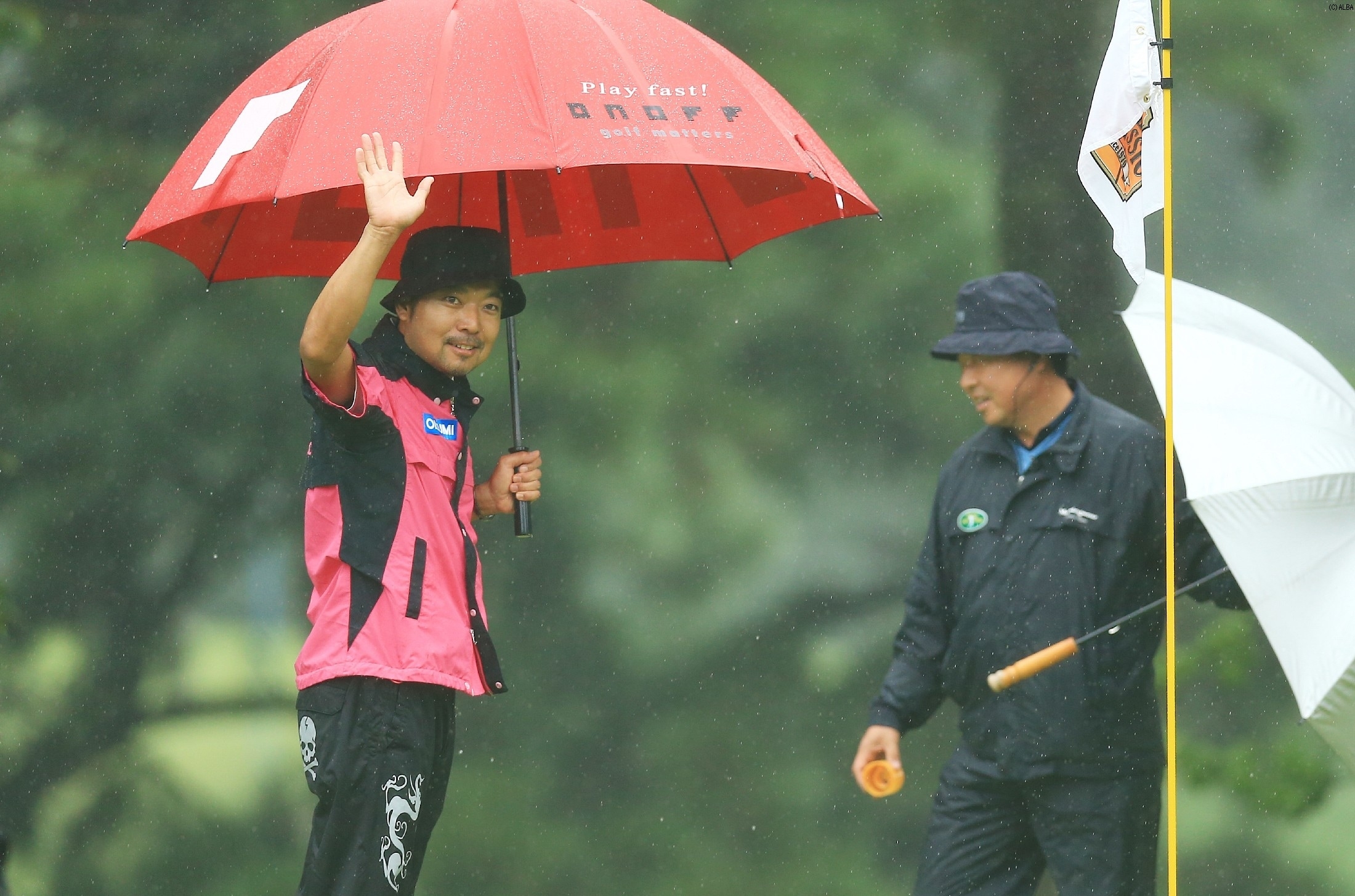 2013年覇者・片山晋呉が7アンダー単独首位発進（撮影：岩本芳弘）