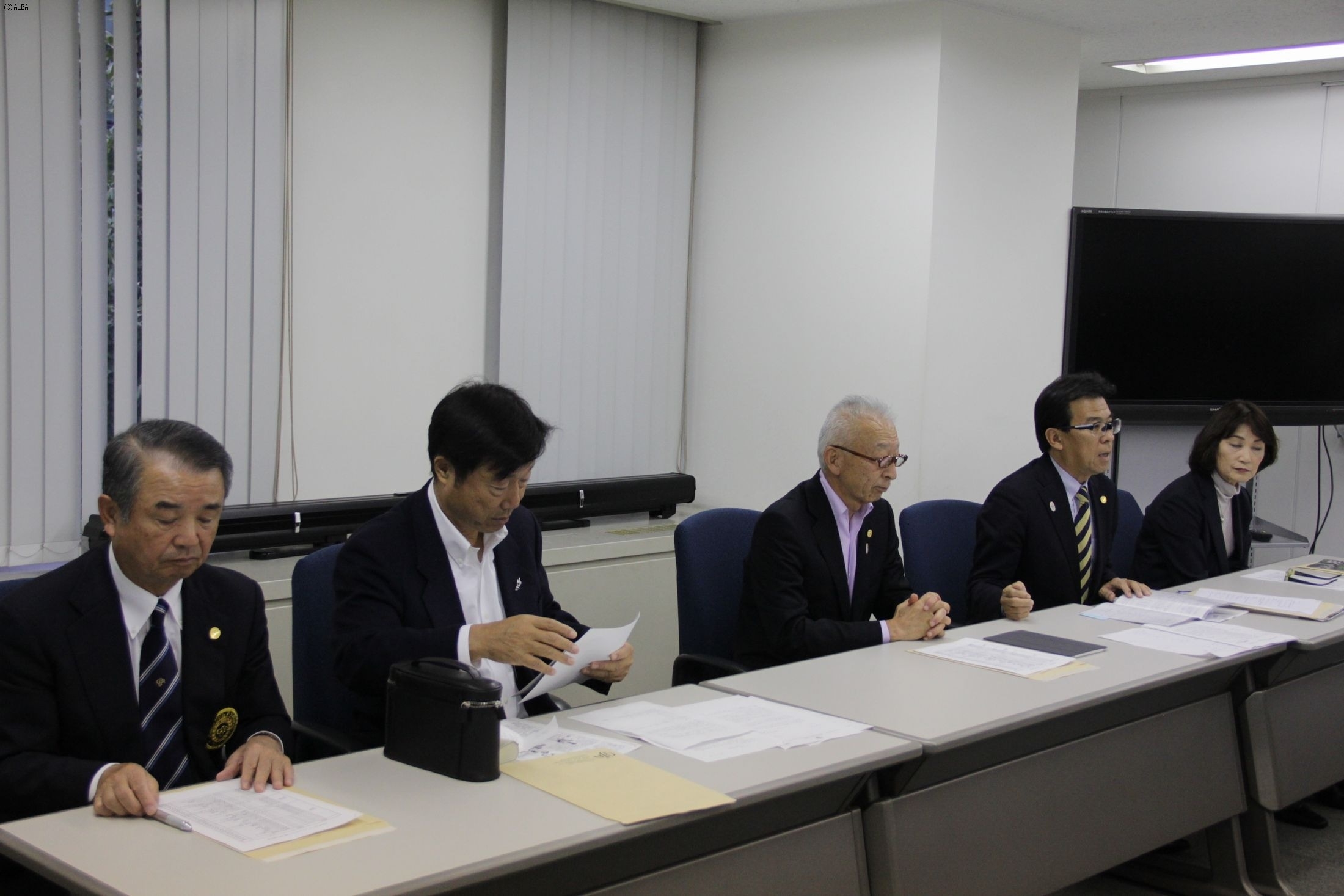 会見には永田副会長や戸張常務理事らが出席した（撮影：ALBA）
