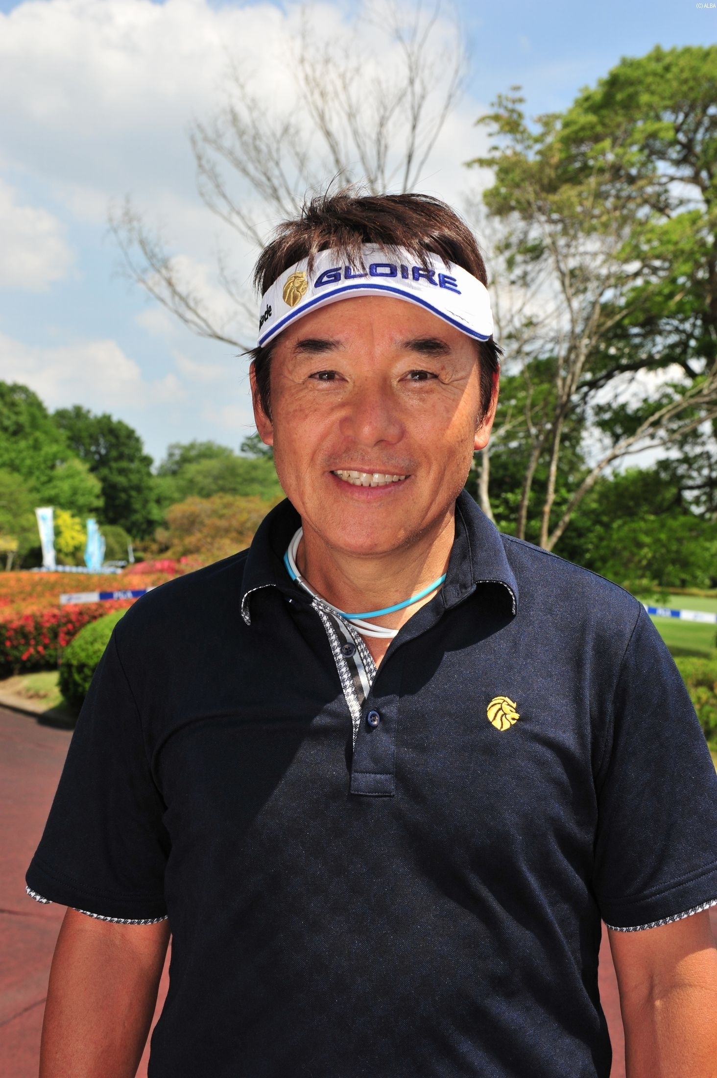 調整を明るい表情で行う尾崎直道（撮影：岩井康博）