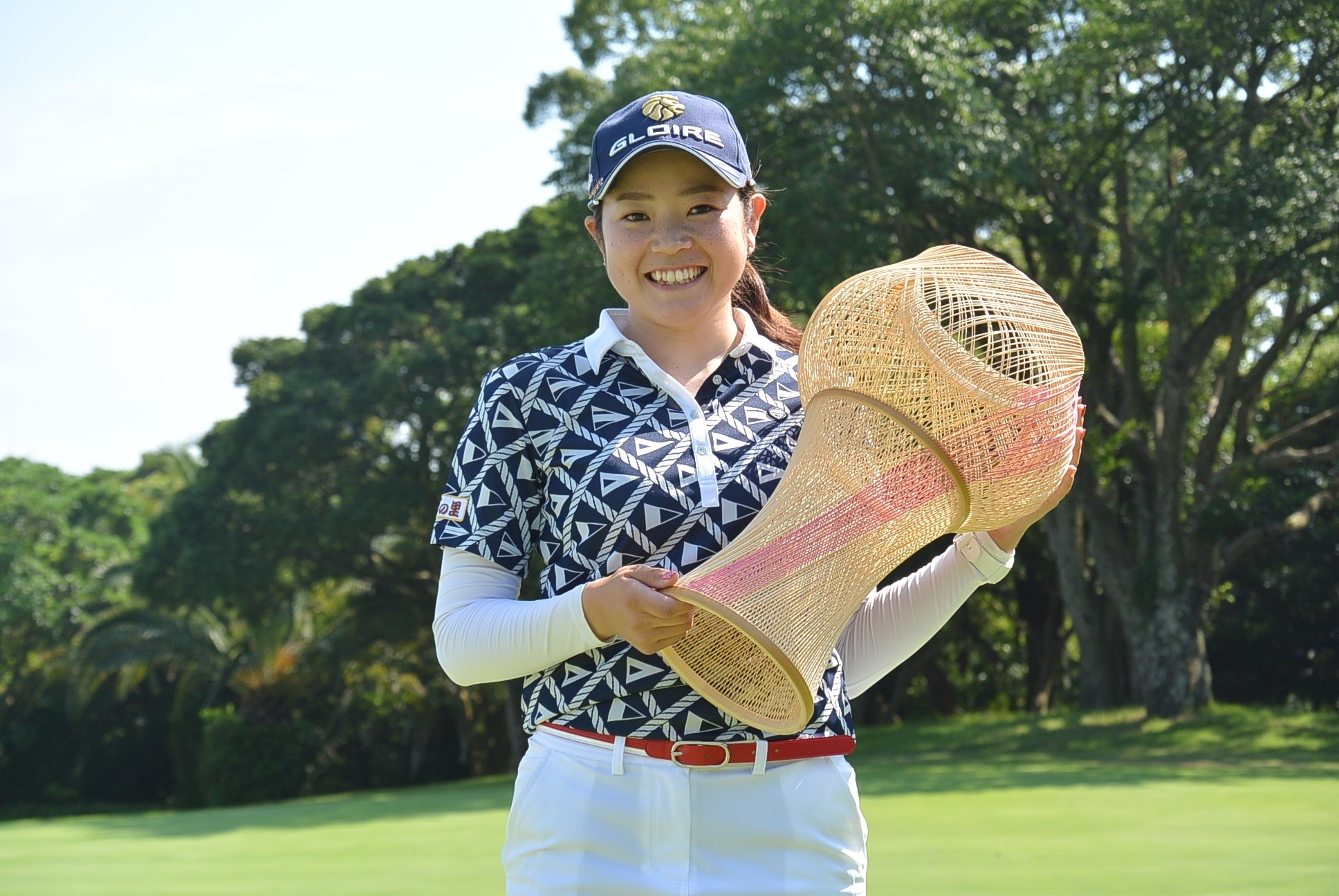 初優勝を挙げた仲宗根澄香（写真提供：LPGA）