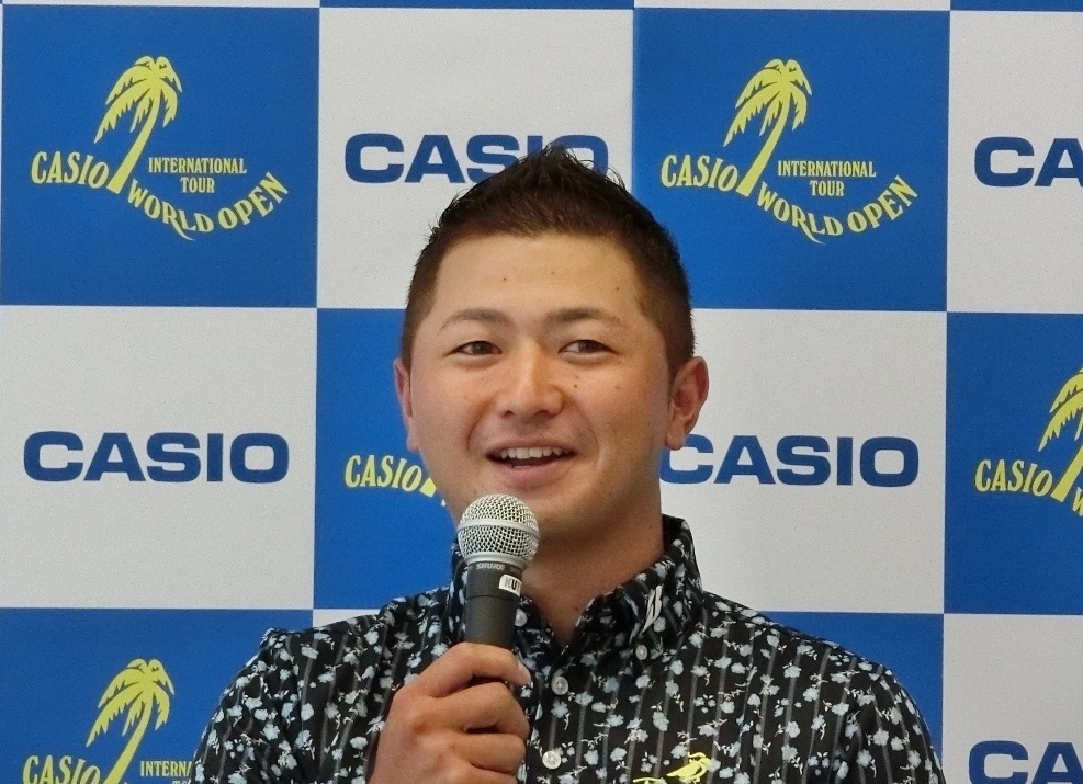 地元大会への意気込みを語った片岡大育