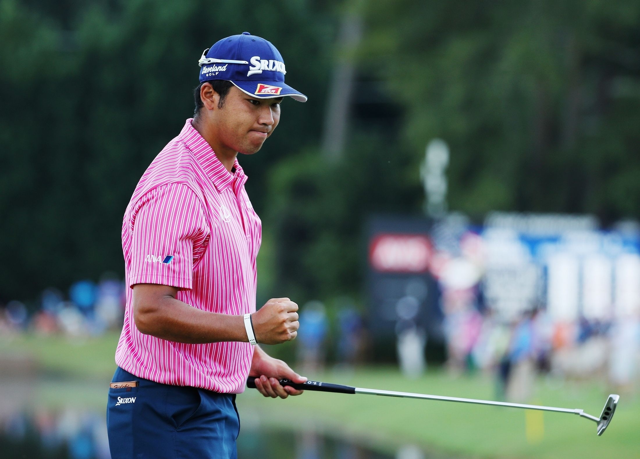 松山、15番でバーディを決めガッツポーズ！（撮影：GettyImages）