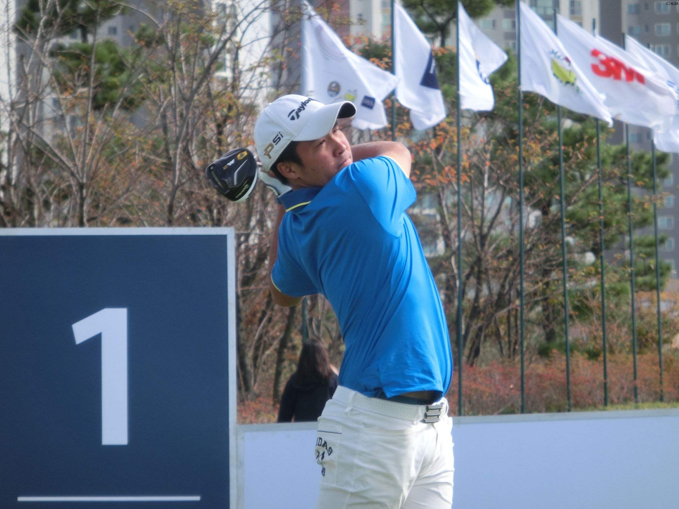 日本勢最上位の2位タイにつけた小斉平優和（撮影：秋田義和）