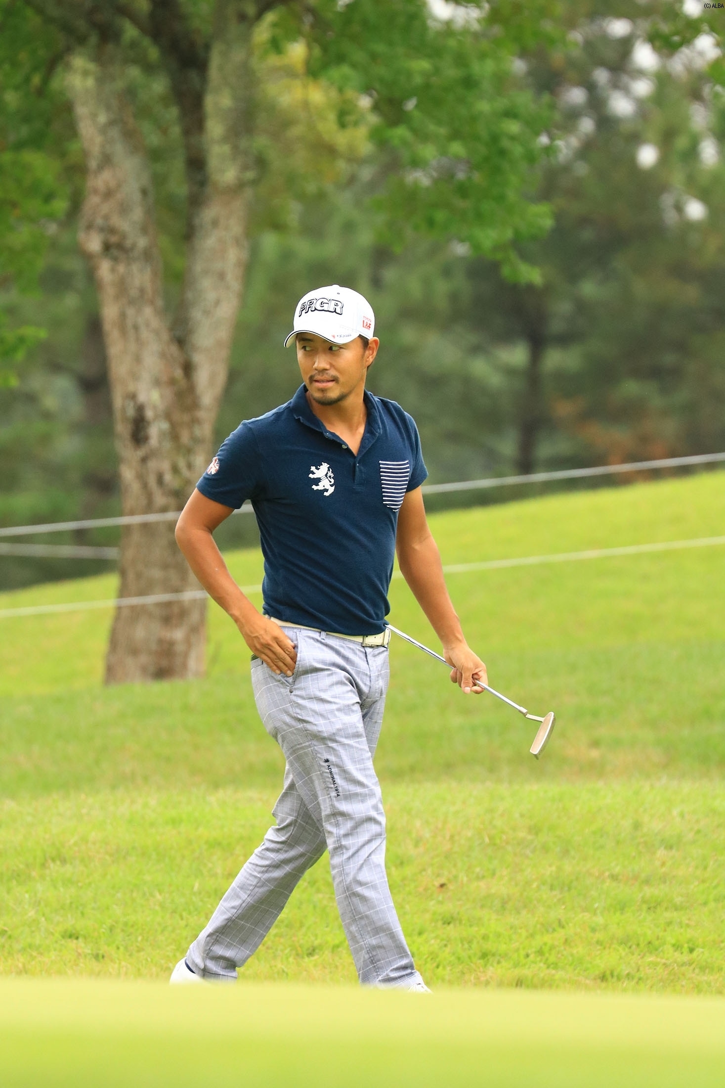 恋人の古閑の応援を受けて小平が2週連続優勝を目指す（撮影：秋田義和）